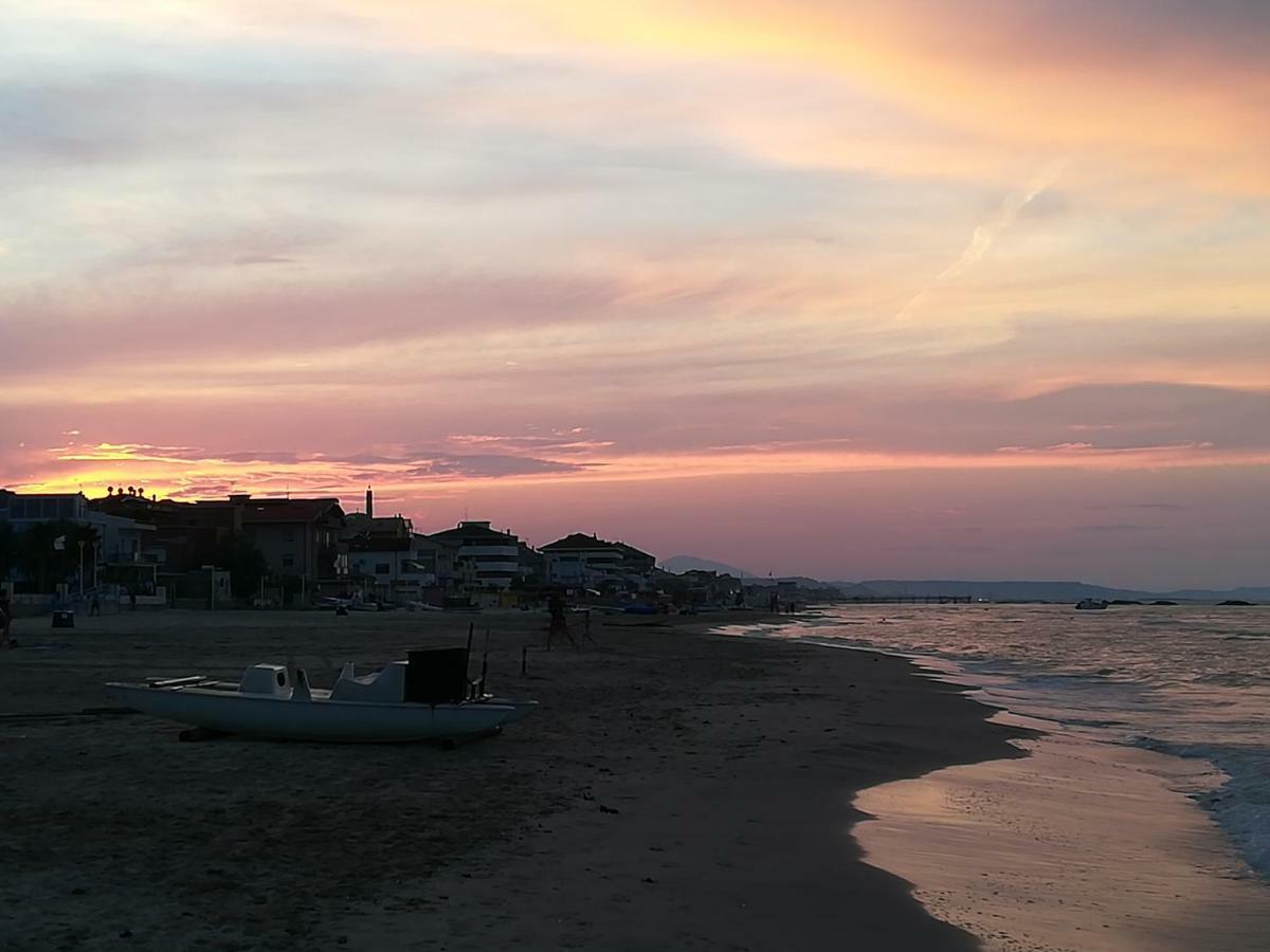 Appartamento Alba Rosa Francavilla Al Mare Dış mekan fotoğraf